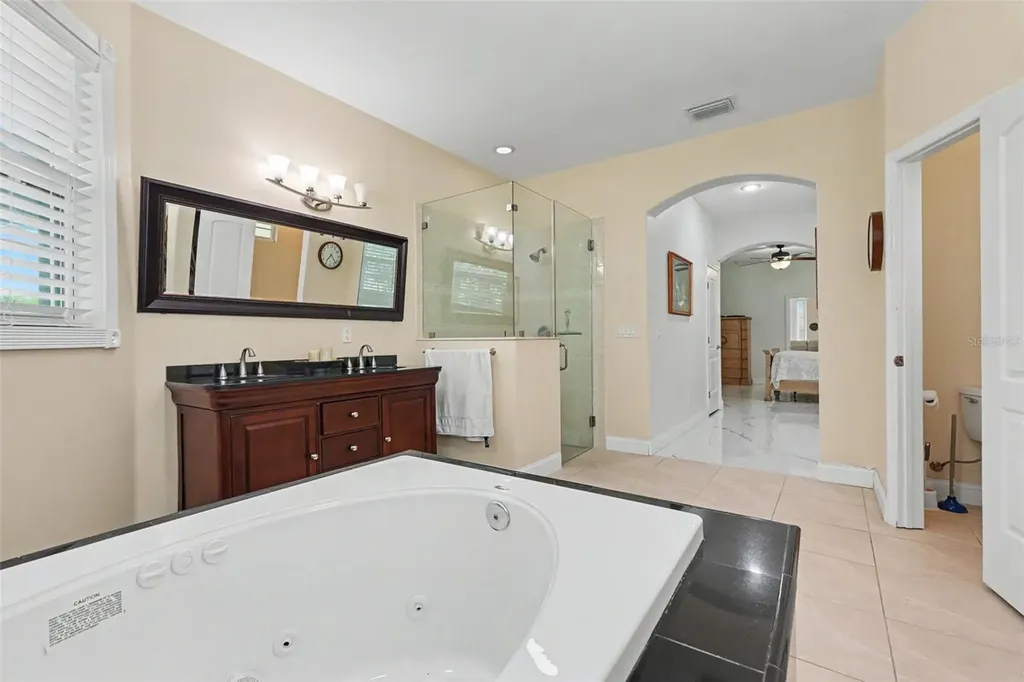 2007 61st Street Sarasota FL 34243
