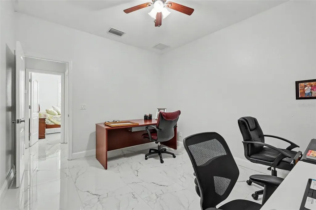 2007 61st Street Sarasota FL 34243
