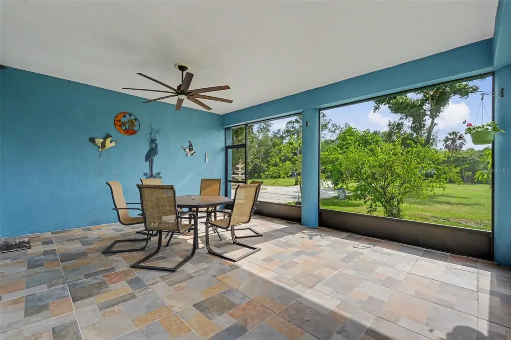 2007 61st Street Sarasota FL 34243