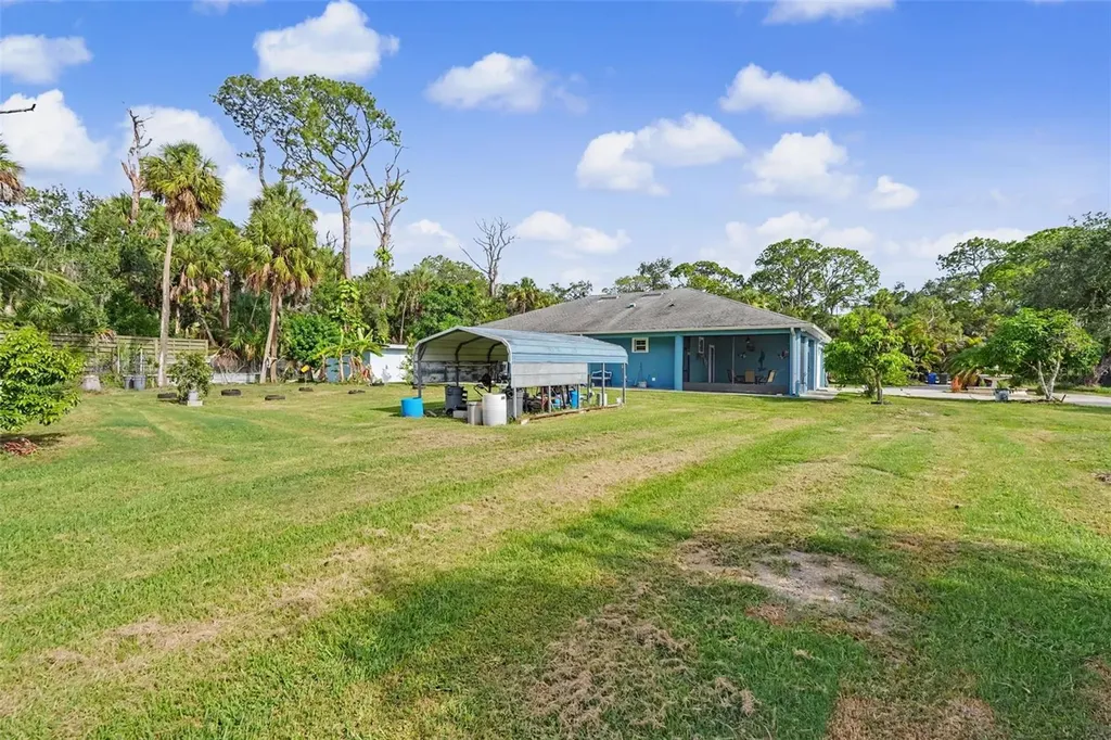 2007 61st Street Sarasota FL 34243