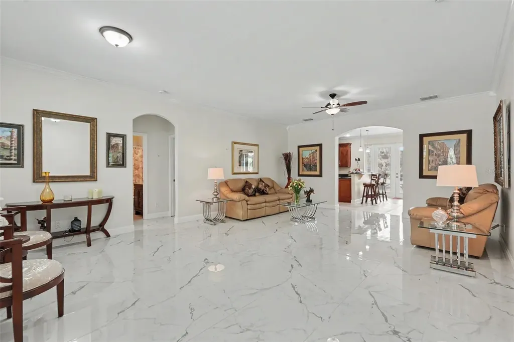 2007 61st Street Sarasota FL 34243