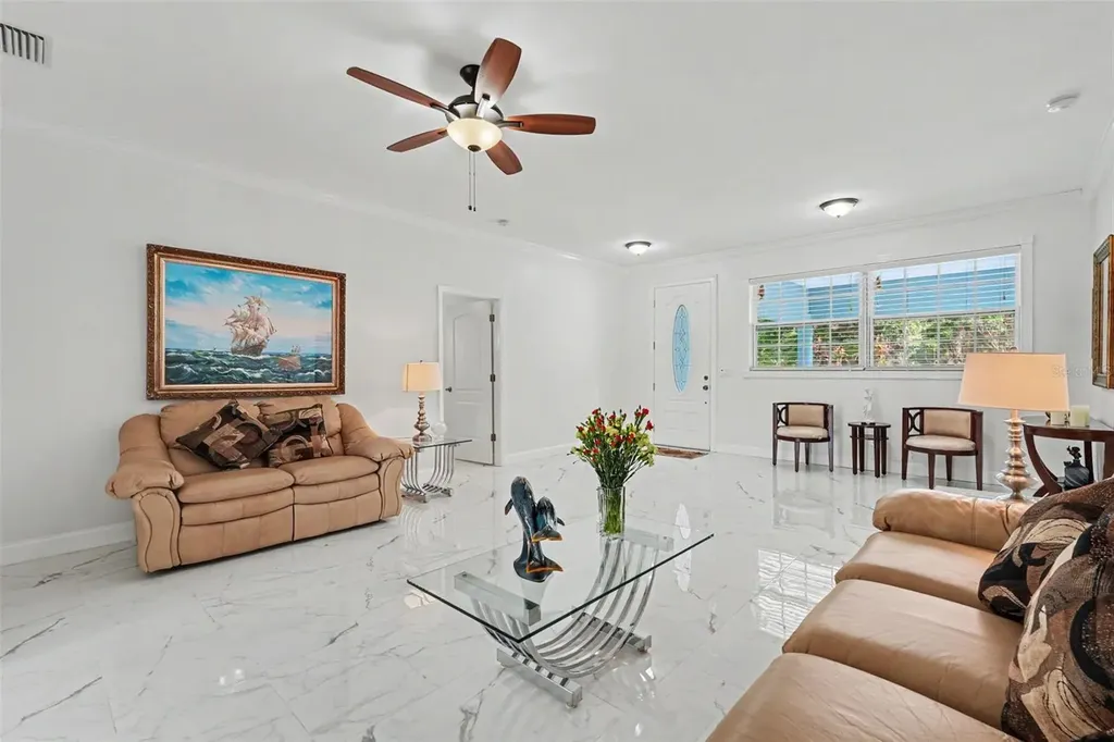 2007 61st Street Sarasota FL 34243