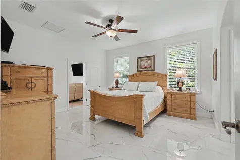 2007 61st Street Sarasota FL 34243
