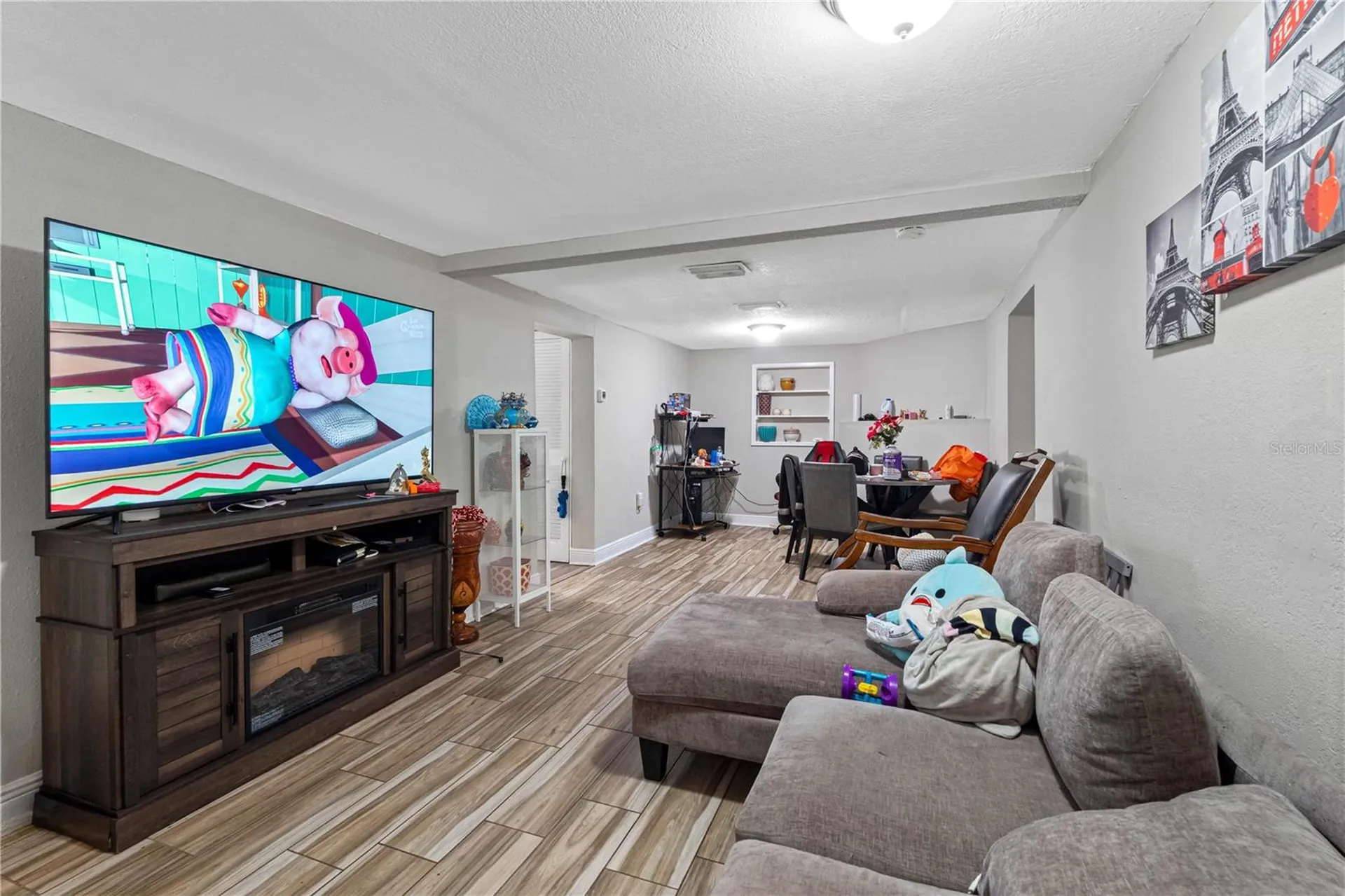 1205 E Seneca Avenue Tampa FL 33612