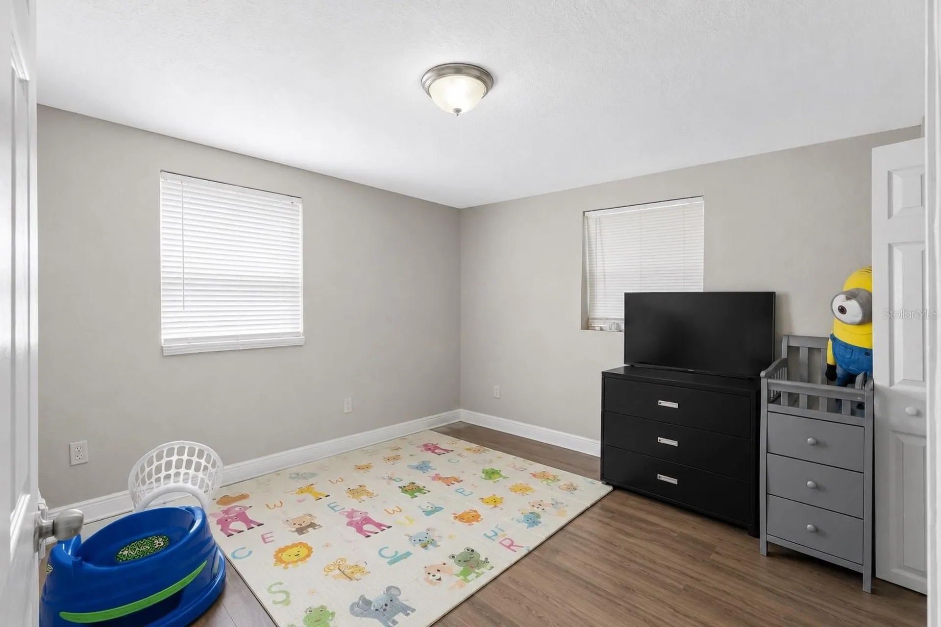 1205 E Seneca Avenue Tampa FL 33612