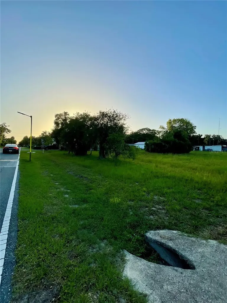 Central Avenue Coleman FL 33521