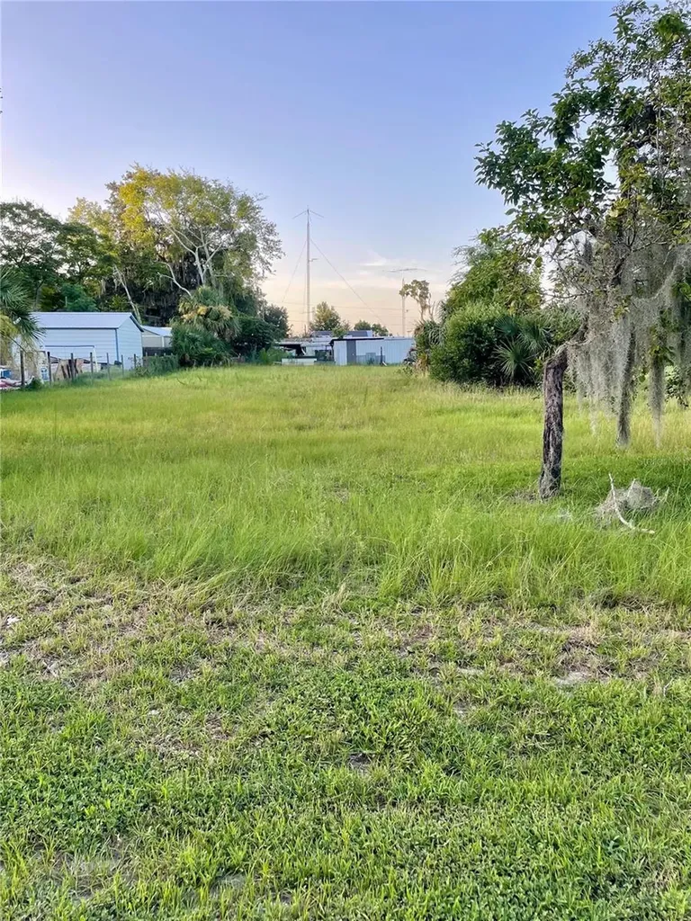 Central Avenue Coleman FL 33521