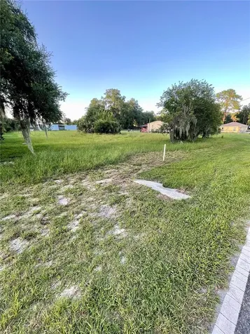 Central Avenue Coleman FL 33521