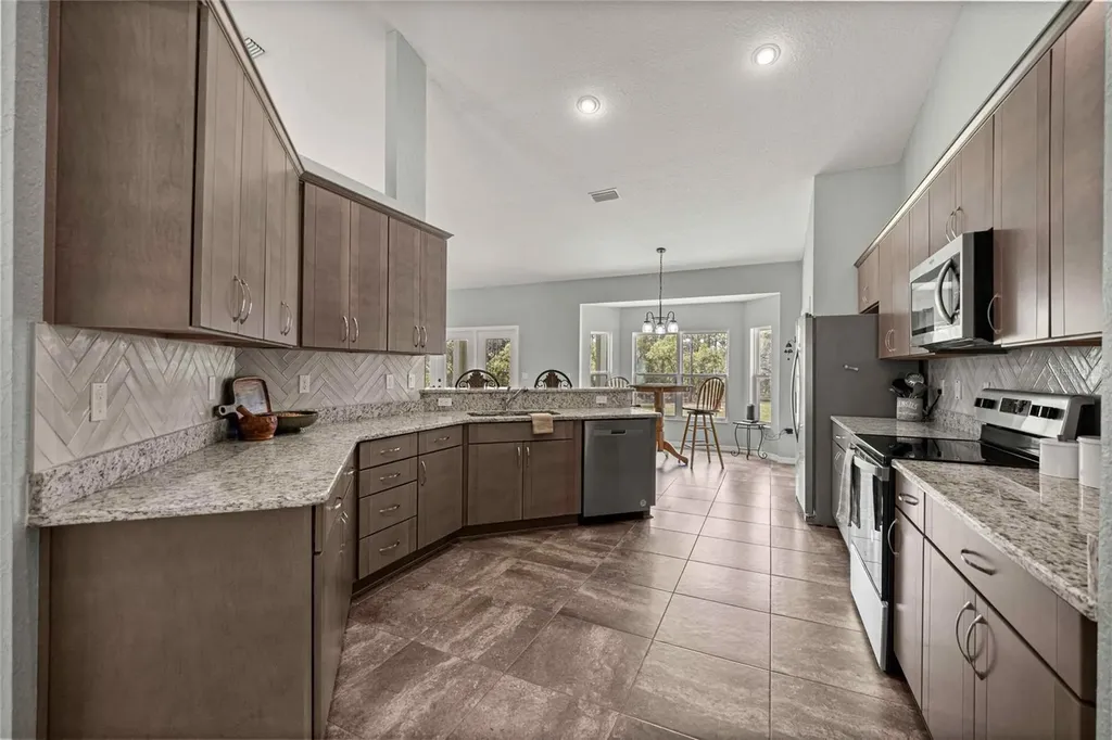 13130 SW 88th Street Dunnellon FL 34432