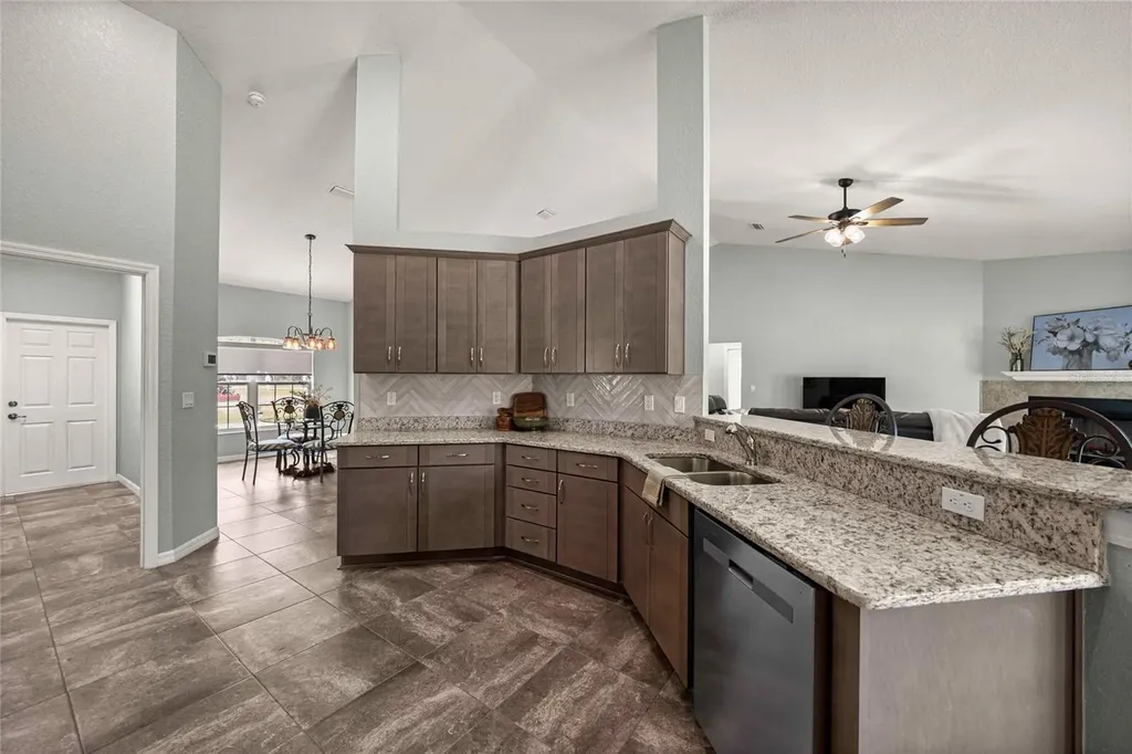 13130 SW 88th Street Dunnellon FL 34432