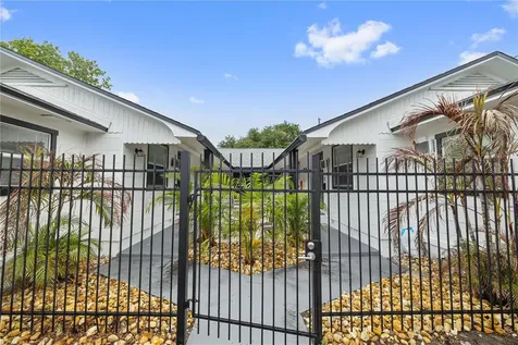 917 30th Avenue N St Petersburg FL 33704