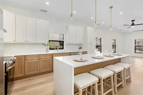 1632 Ballard Park Drive Bradenton FL 34205