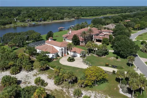 1 Capri Court Palm Coast FL 32137