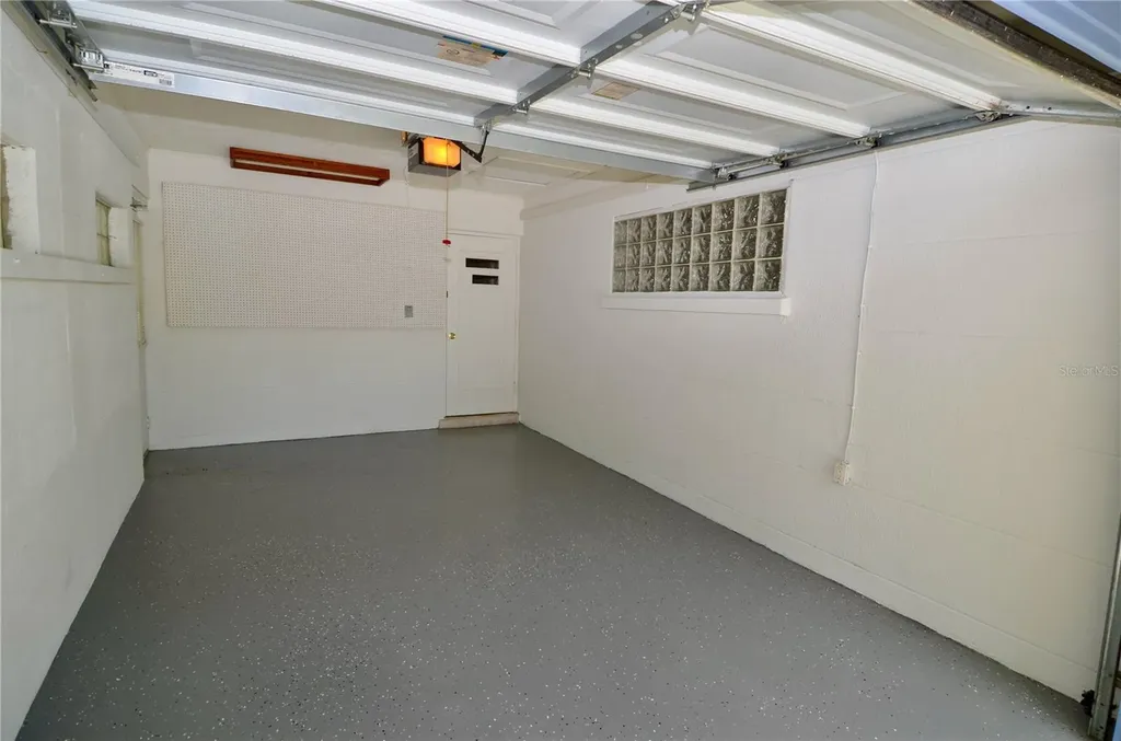 3525 Iroquois Avenue Sarasota FL 34234