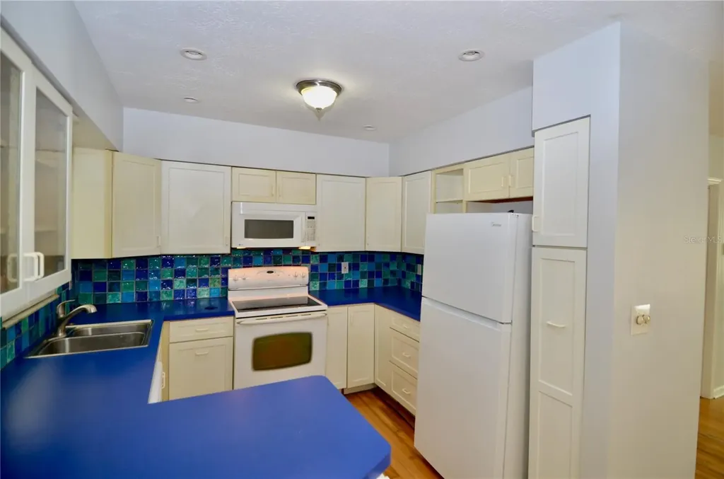 3525 Iroquois Avenue Sarasota FL 34234