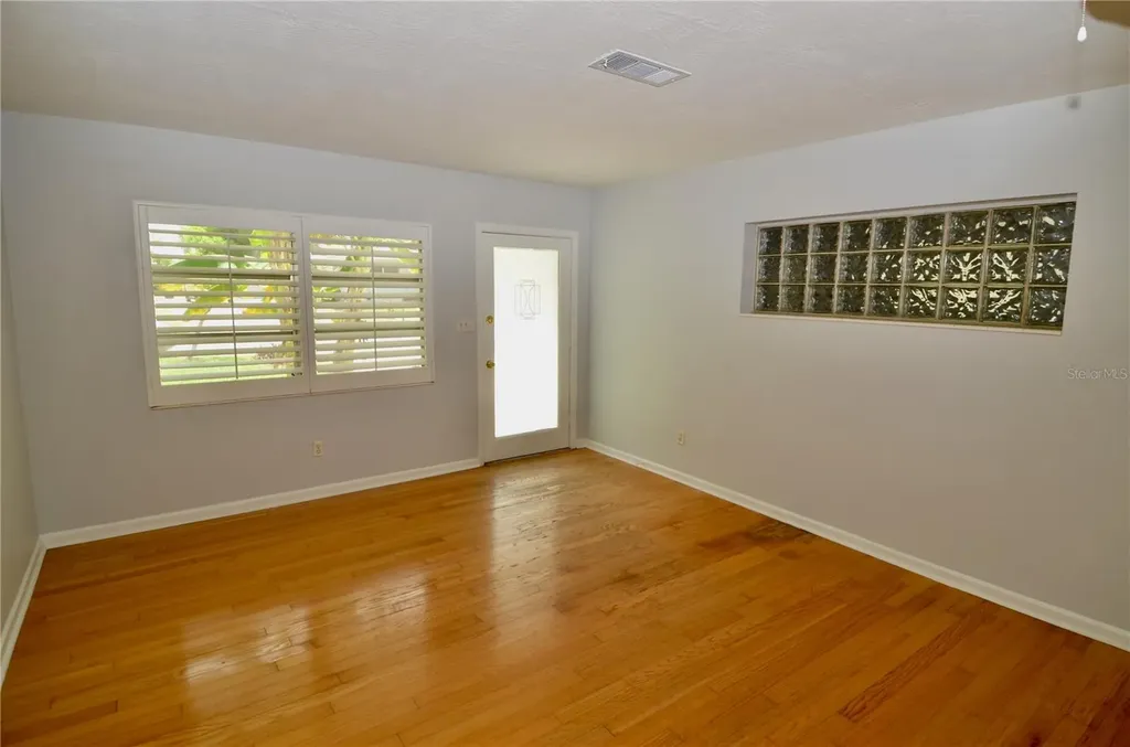 3525 Iroquois Avenue Sarasota FL 34234