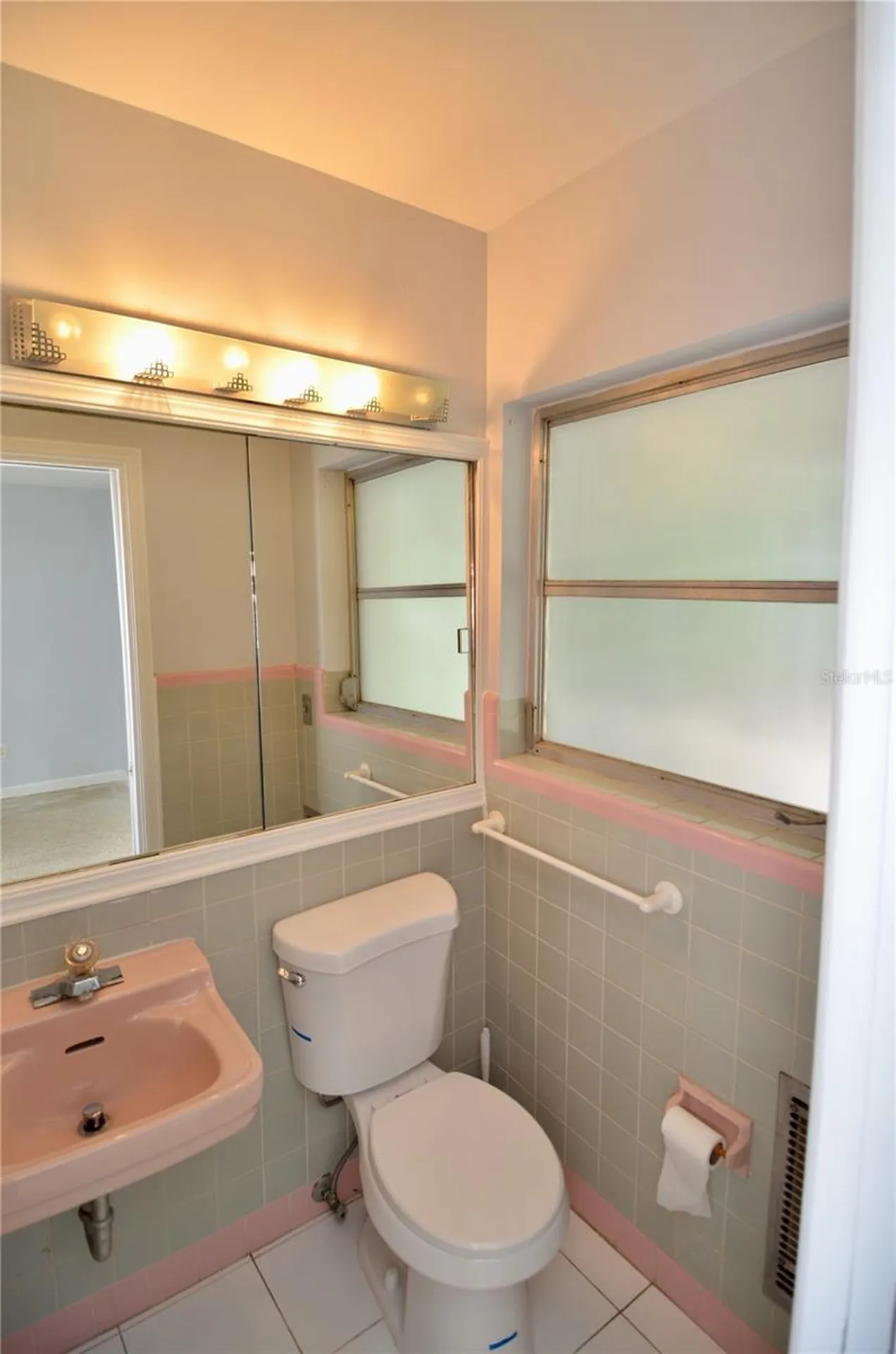 3525 Iroquois Avenue Sarasota FL 34234