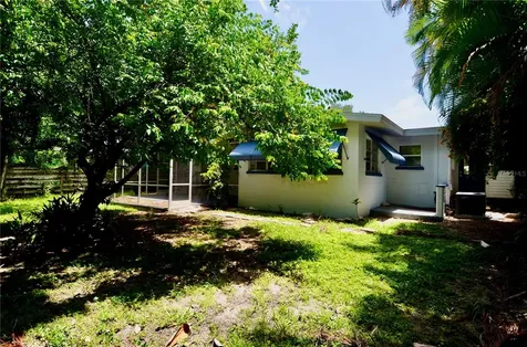 3525 Iroquois Avenue Sarasota FL 34234