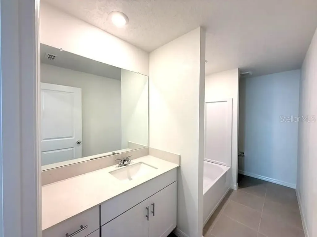 11708 Noble Blossom Loop Dade City FL 33525