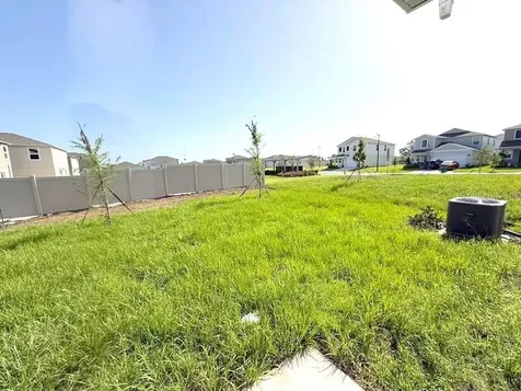 11708 Noble Blossom Loop Dade City FL 33525