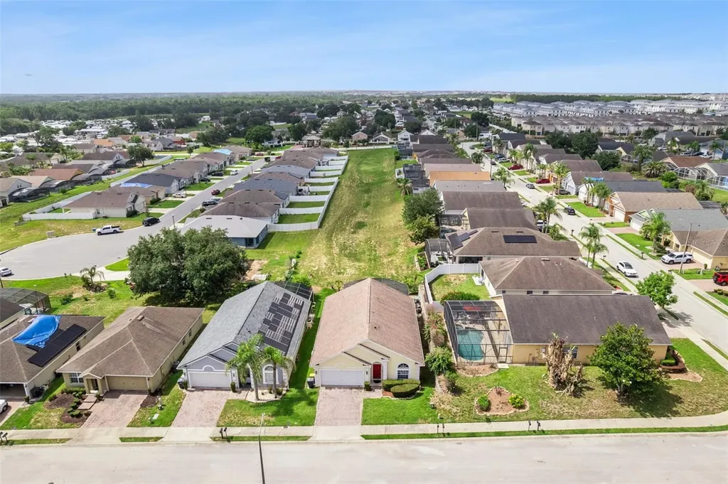 121 Vine Drive Davenport FL 33837