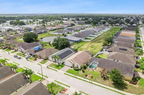 121 Vine Drive Davenport FL 33837