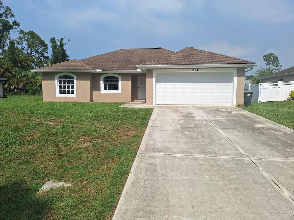 1220 Waycross Street North Port FL 34288