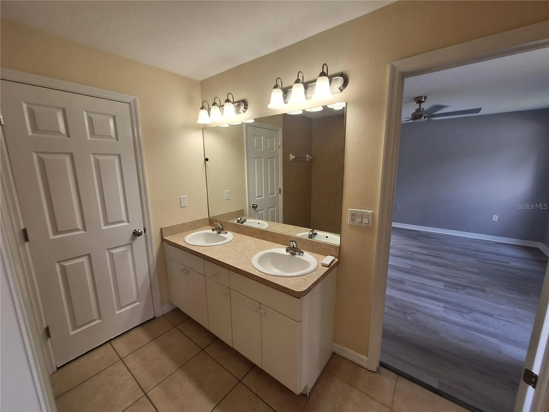 1220 Waycross Street North Port FL 34288