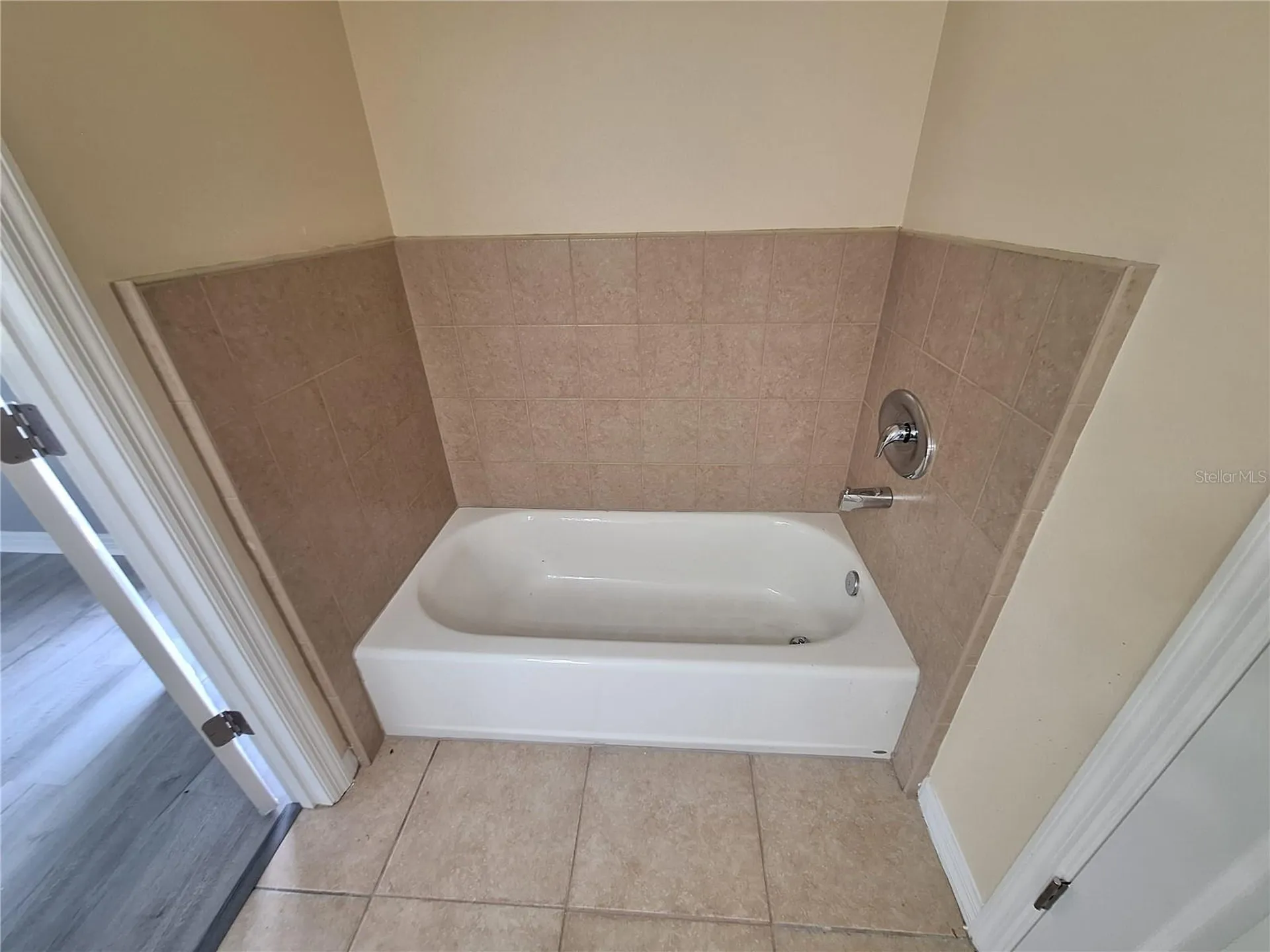 1220 Waycross Street North Port FL 34288