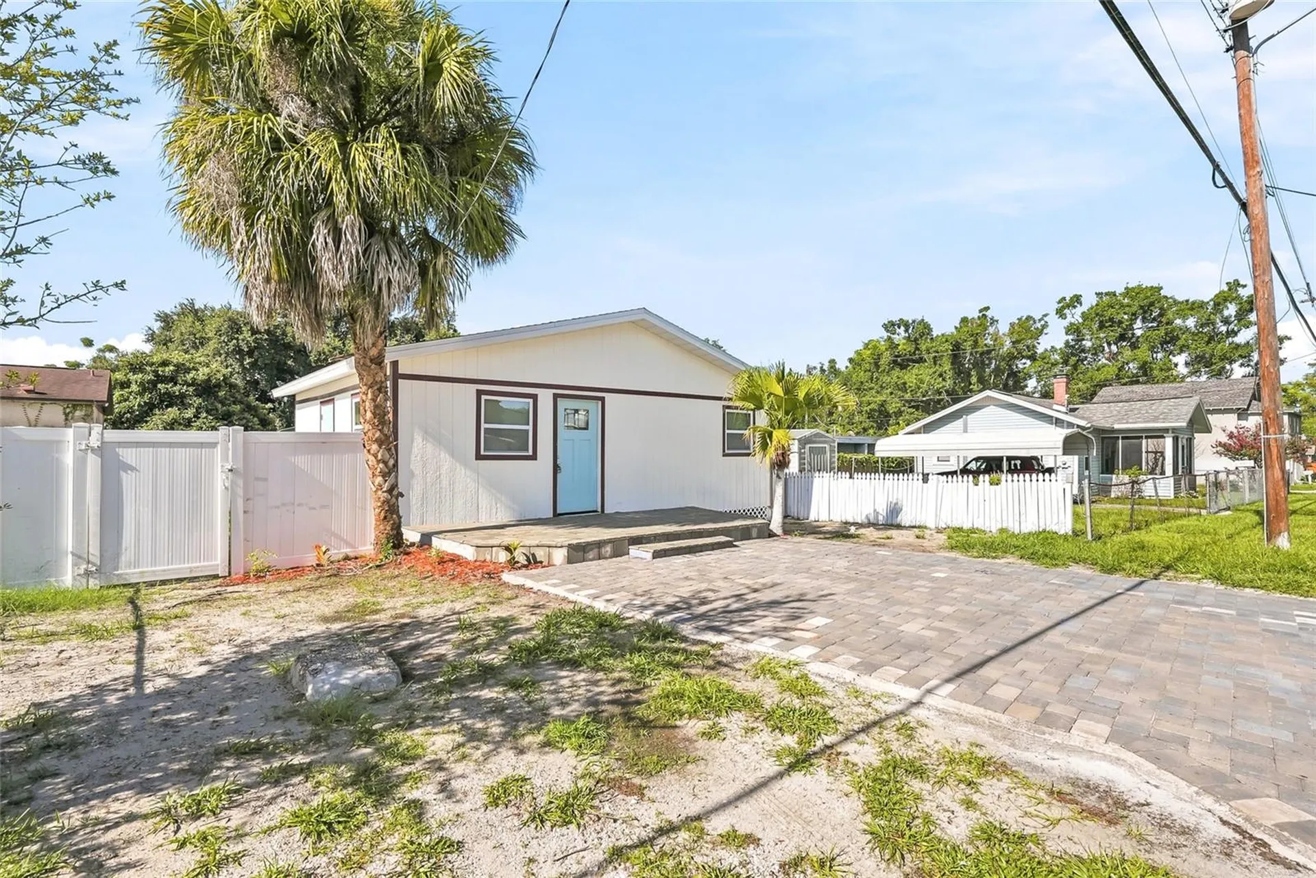 1313 E Sitka Street Tampa FL 33604