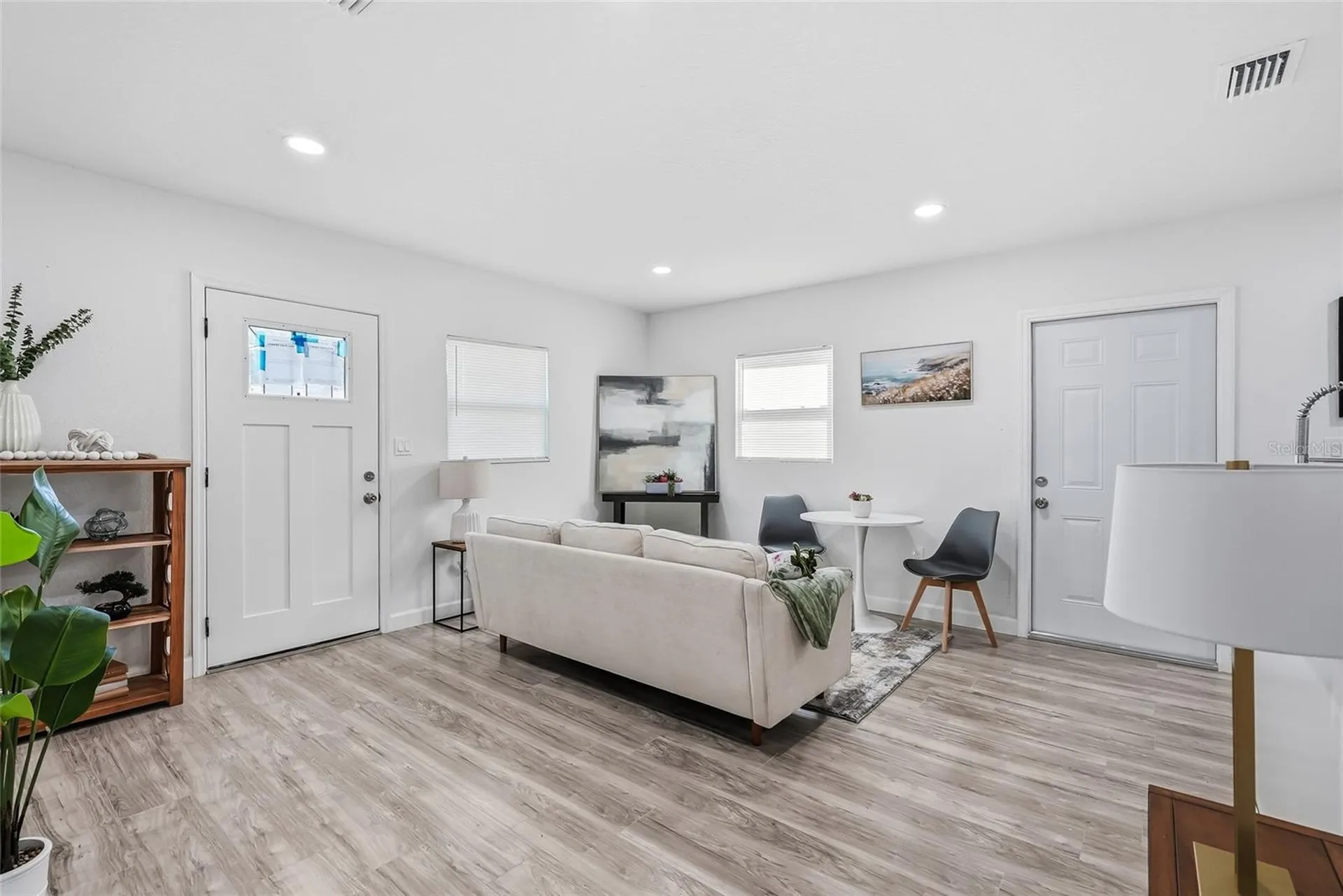 1313 E Sitka Street Tampa FL 33604