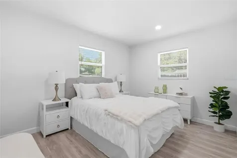 1313 E Sitka Street Tampa FL 33604