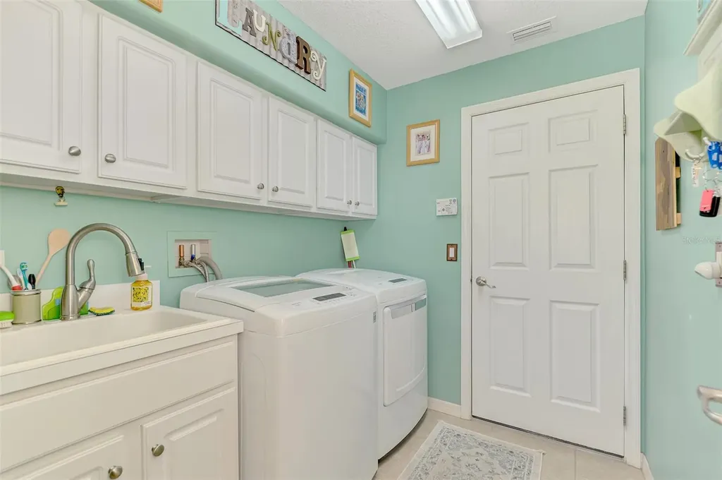 11783 Puma Path Venice FL 34292