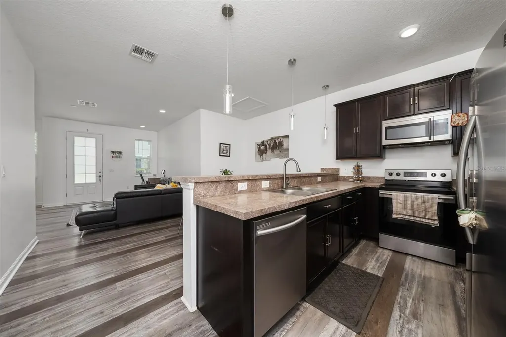 129 Holly Village Drive Davenport FL 33837