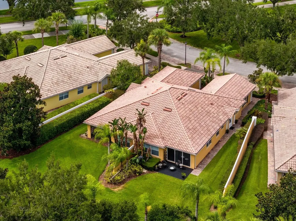 11740 Astilbe Drive Orlando FL 32827