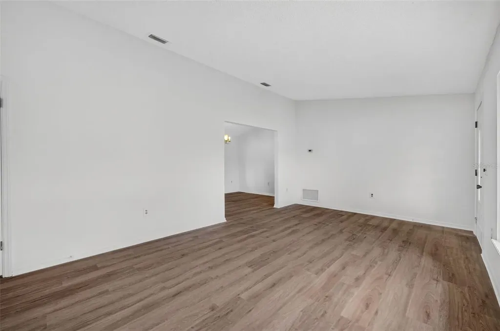 290 Sandyhook Lane Deland FL 32724