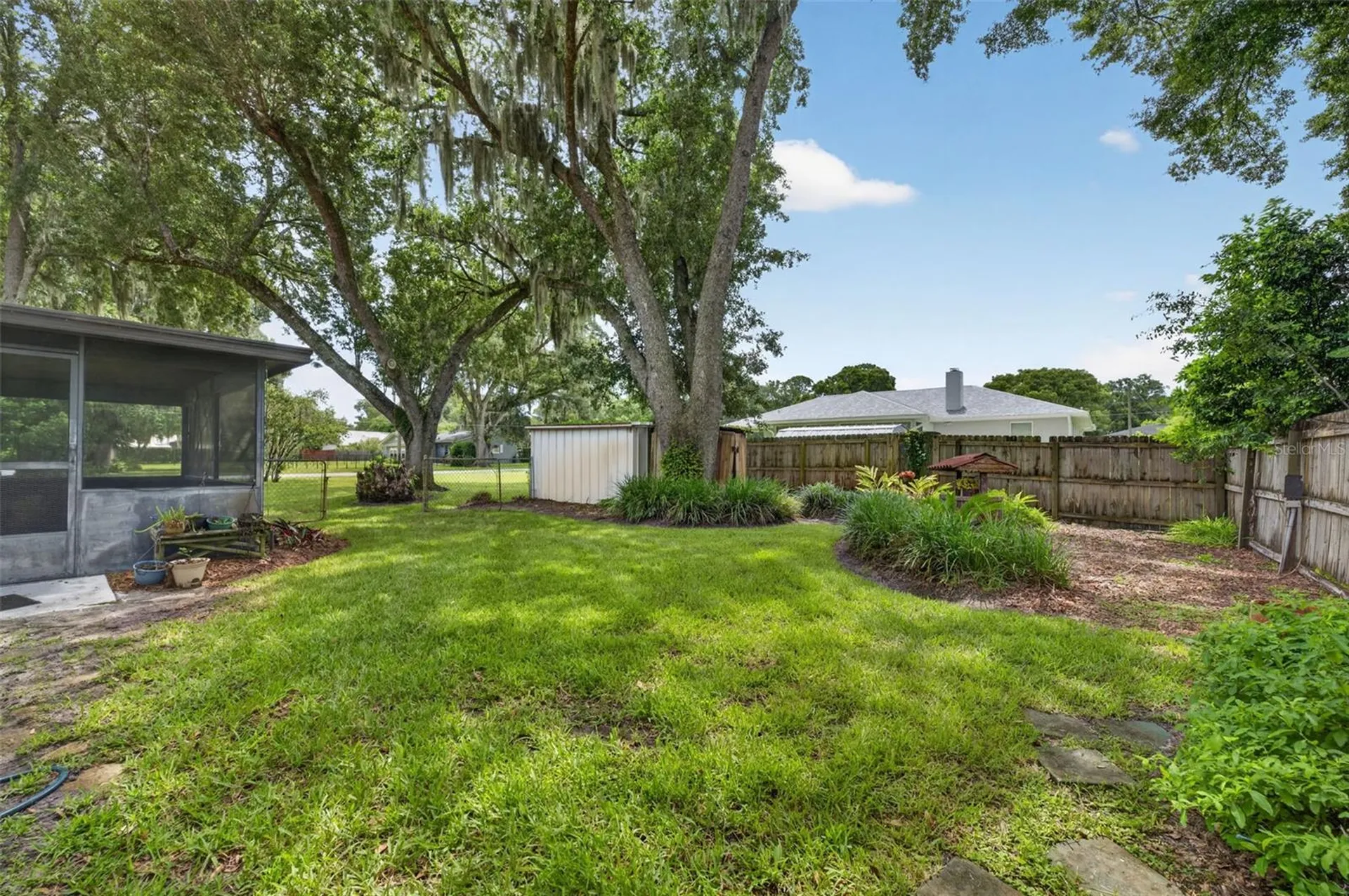 290 Sandyhook Lane Deland FL 32724