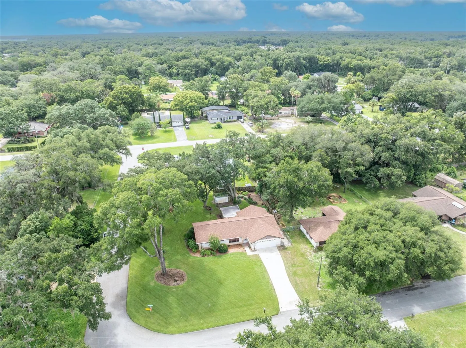 290 Sandyhook Lane Deland FL 32724