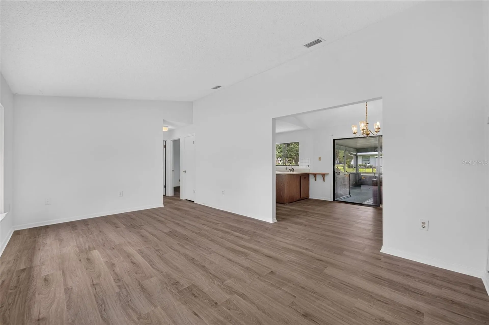 290 Sandyhook Lane Deland FL 32724