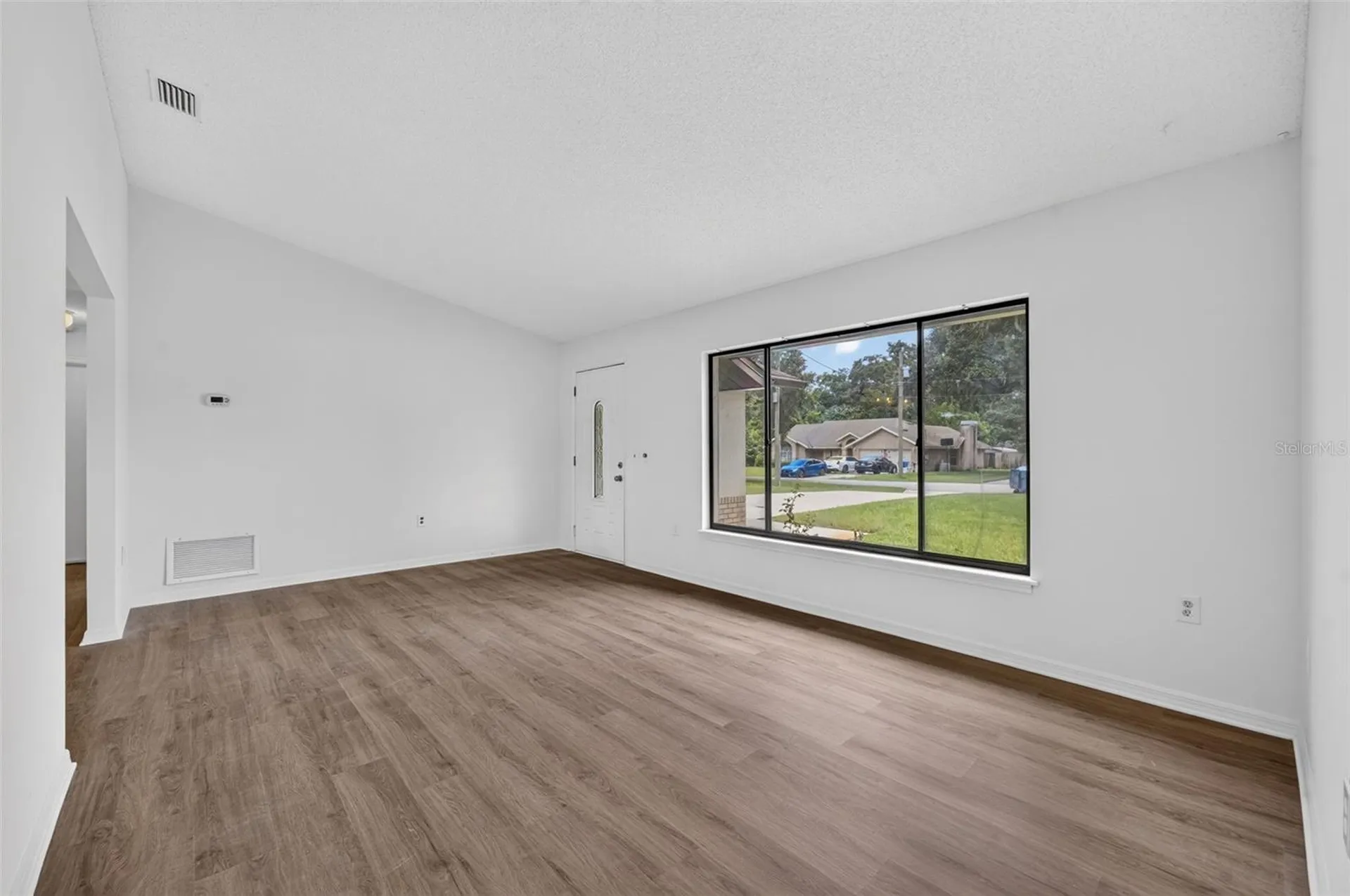 290 Sandyhook Lane Deland FL 32724