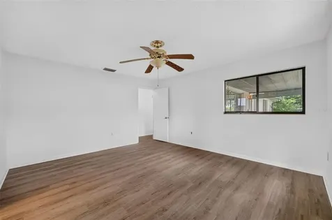 290 Sandyhook Lane Deland FL 32724