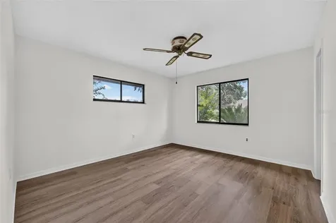 290 Sandyhook Lane Deland FL 32724