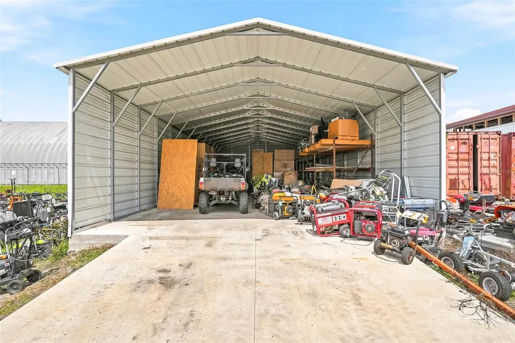 13295 92 Highway Dover FL 33527