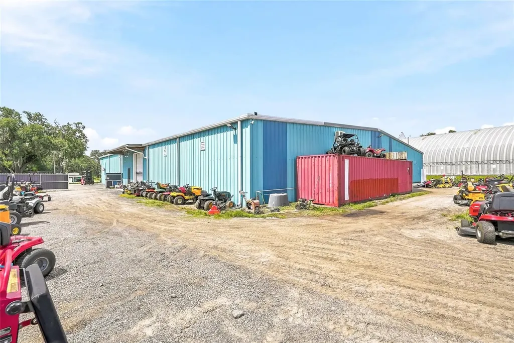 13295 92 Highway Dover FL 33527