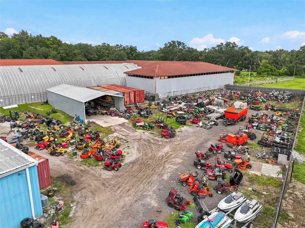 13295 92 Highway Dover FL 33527