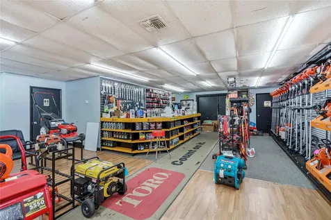 13295 92 Highway Dover FL 33527
