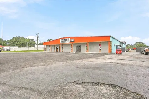 13295 92 Highway Dover FL 33527