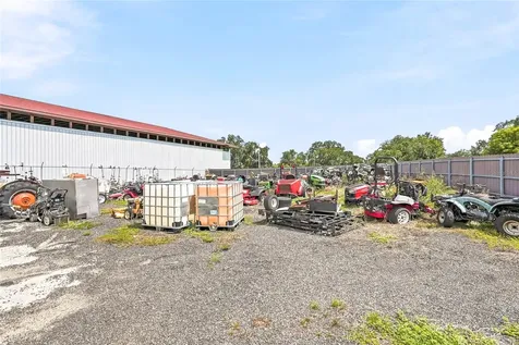 13295 92 Highway Dover FL 33527