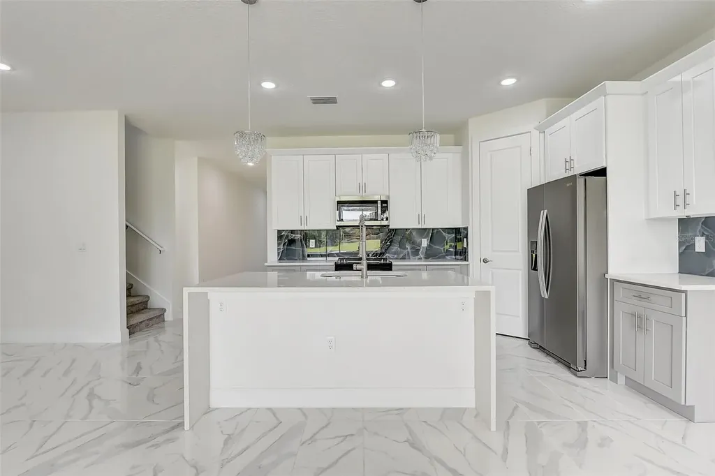 3889 Walker Road Apopka FL 32703