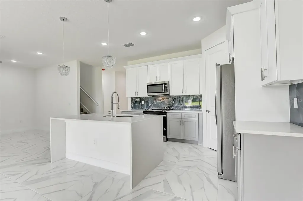 3889 Walker Road Apopka FL 32703